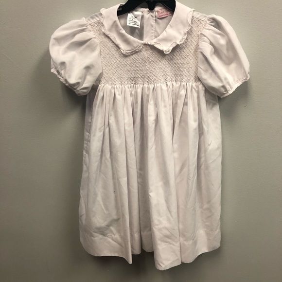 Petit Ami Other - 𝅺Petit Ami smocked dress sz 4